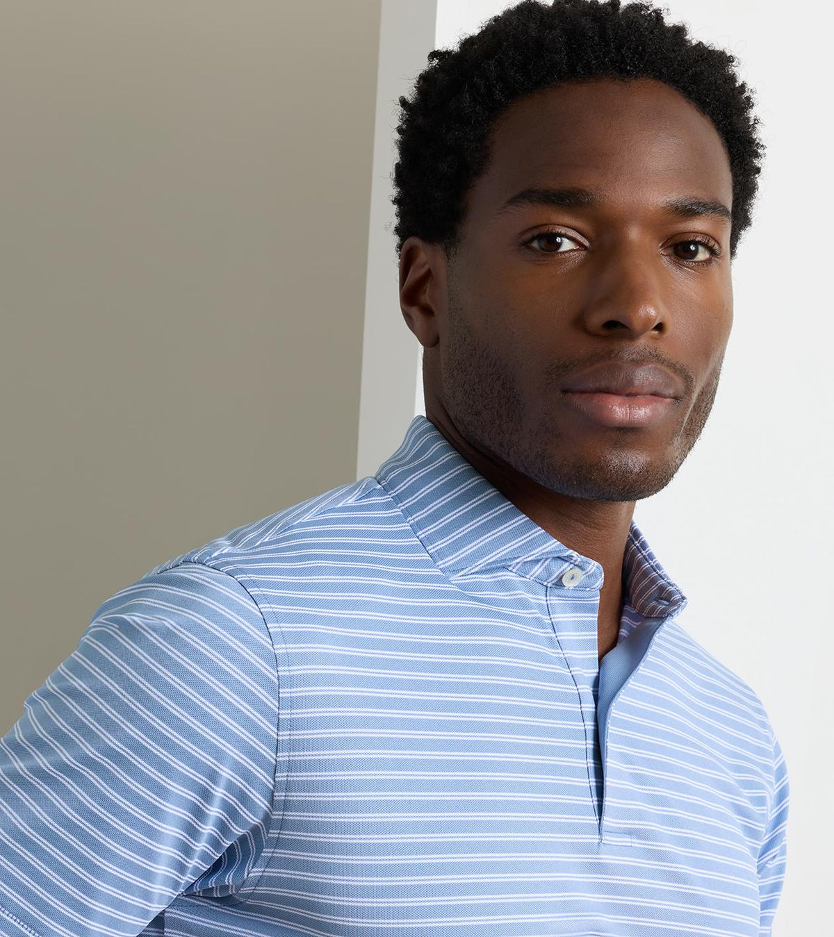 Peter Millar Beam Performance Mesh Polo in Windy Blue - collar detail