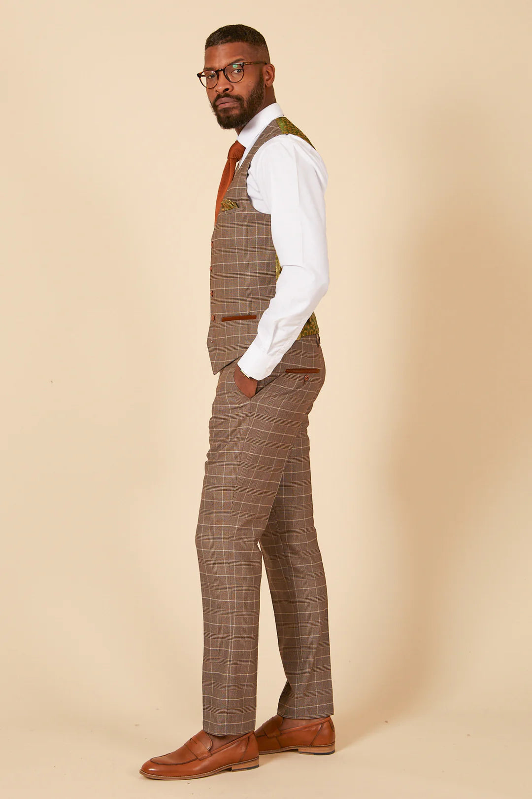 50% OFF - MARC DARCY Men's Ray Single Breasted Waistcoat - Tan Check
