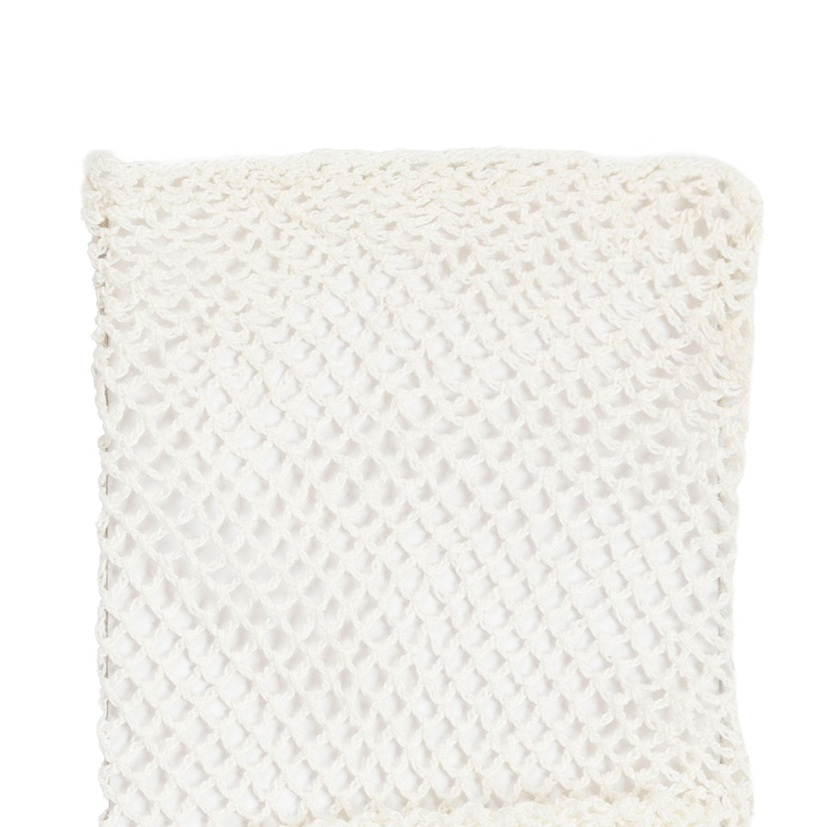 Women's cotton crochet gloves in ecru - close up of the cuff palm side up