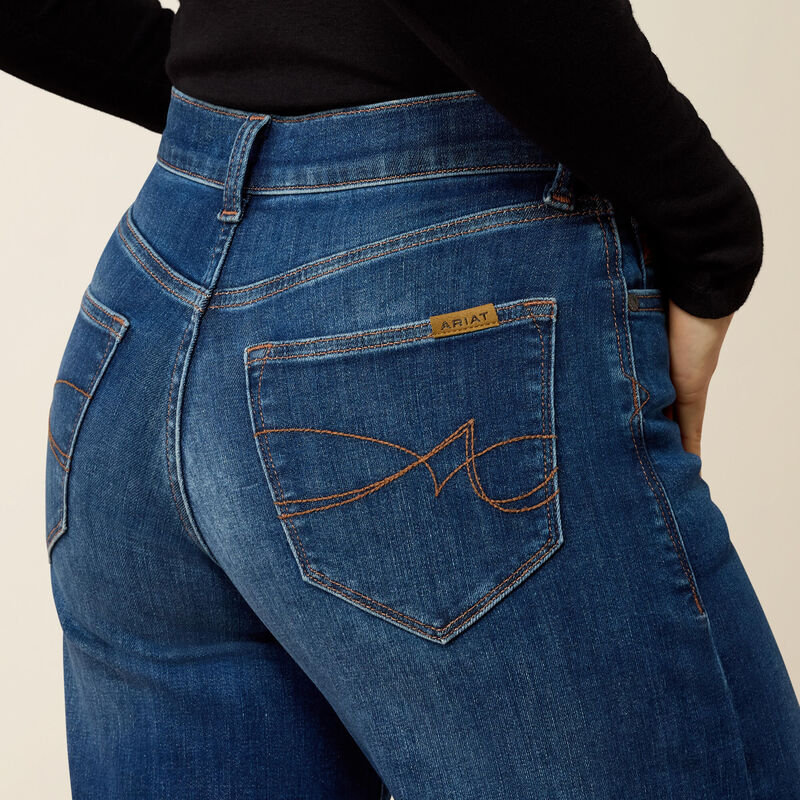 Ariat High Rise Revel Vilma Ultrastretch Wide Leg Jeans in Norwalk, detail view 2