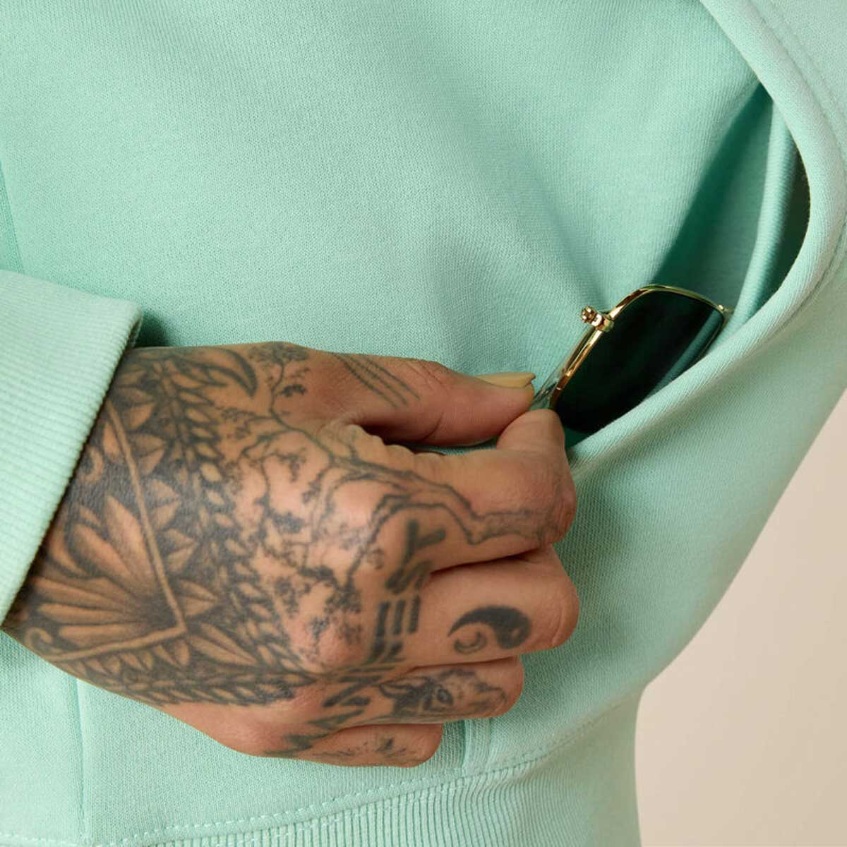 ARIAT Rebar Lightweight Graphic Hoodie - Womens - Lichen