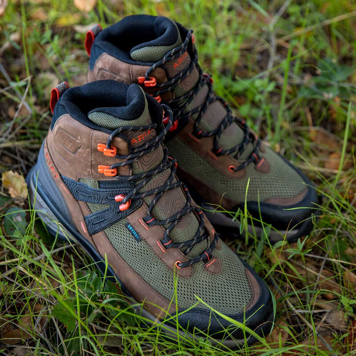 ARIAT Traverse Mid H20 Waterproof Boots - Mens - Brown Bark / Evergreen