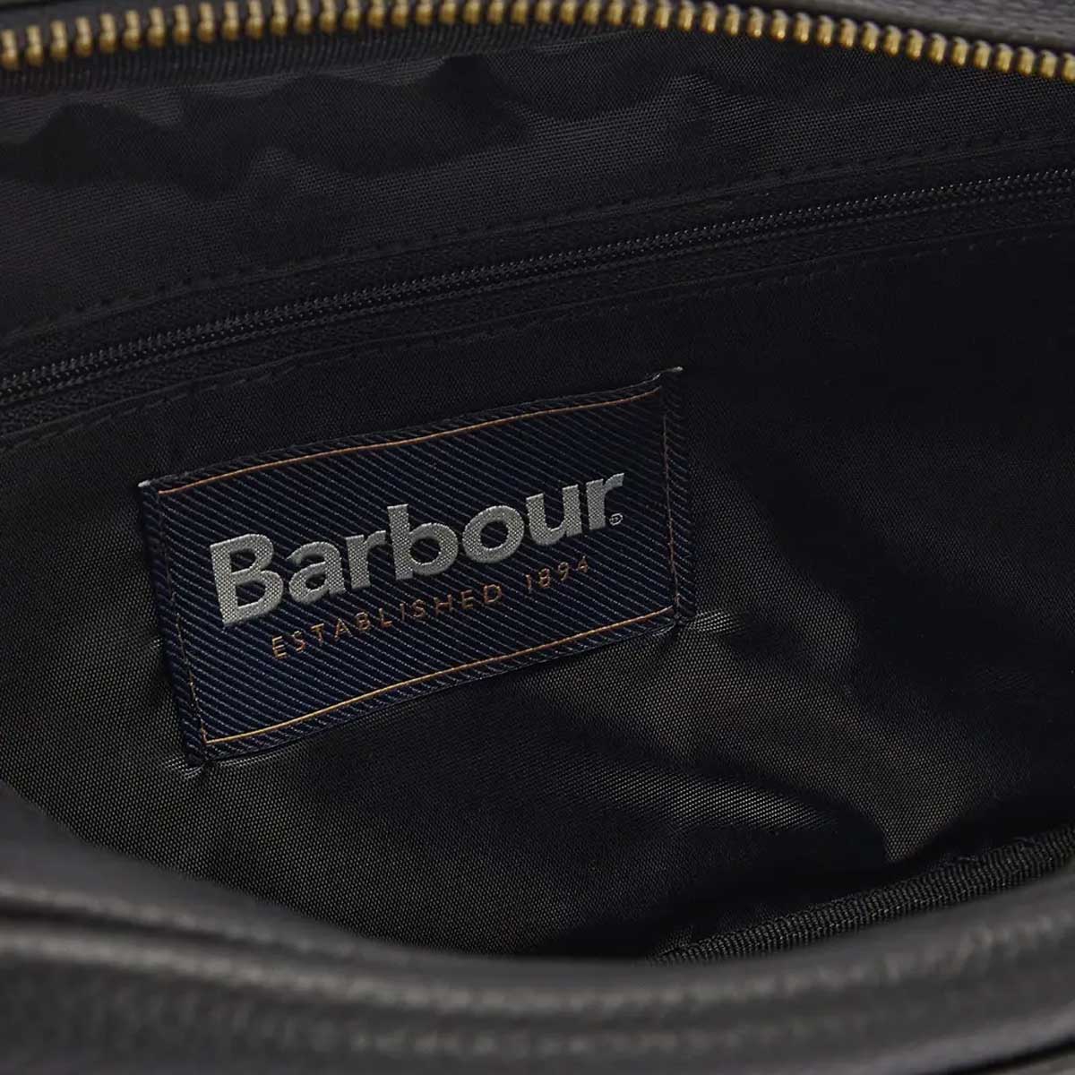 BARBOUR Highgate Leather Washbag - Black