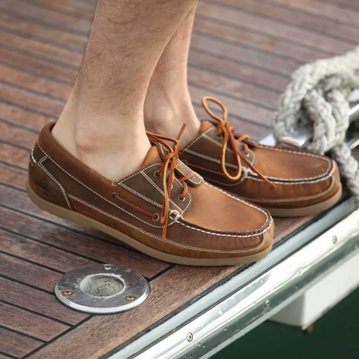 CHATHAM Mens Rockwell G2 Wide Fit Leather Boat Shoes - Walnut