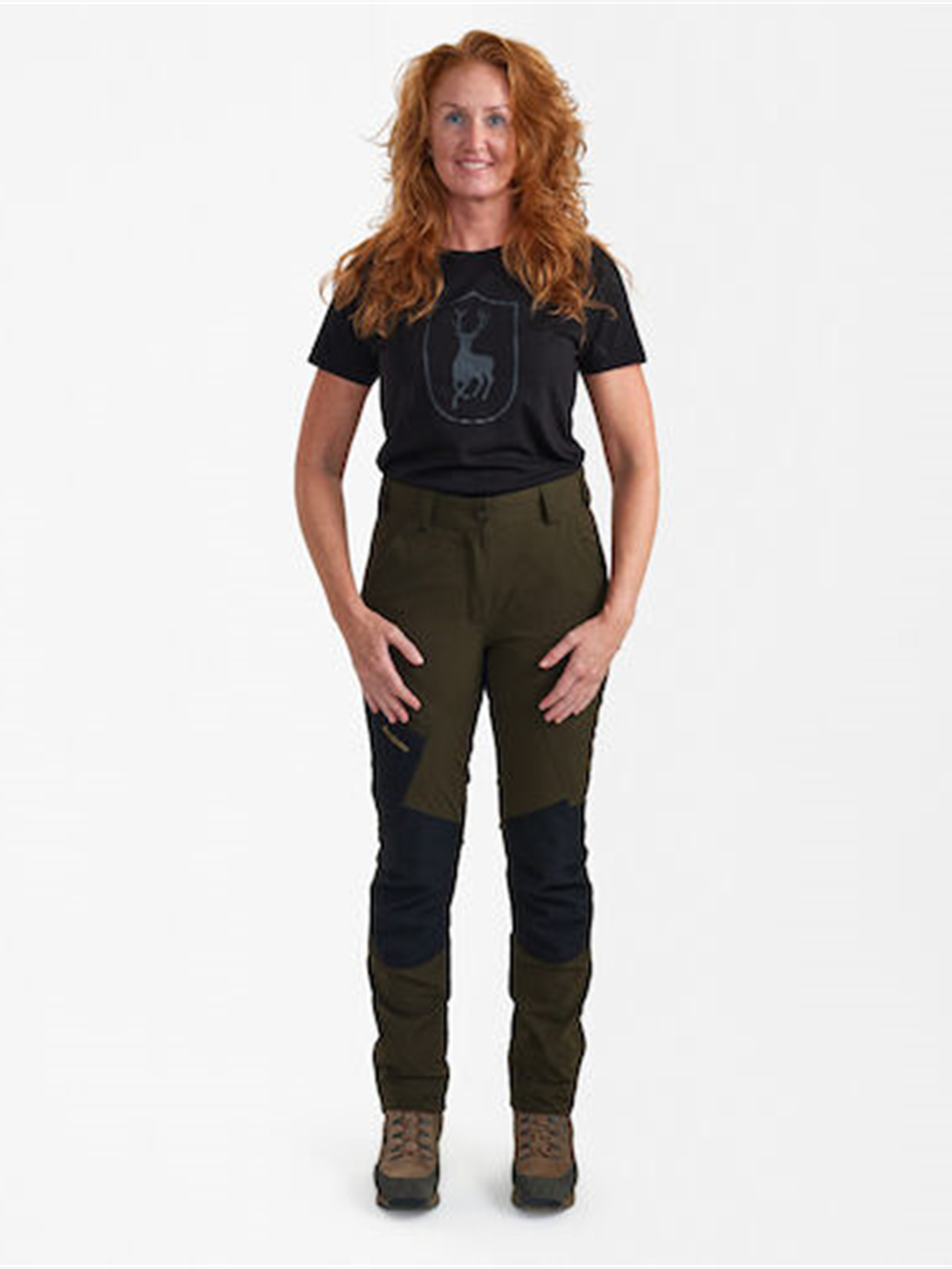 deerhunter lady northward trousers bark green black 05 model detail d m f 3120 378999 900x1200