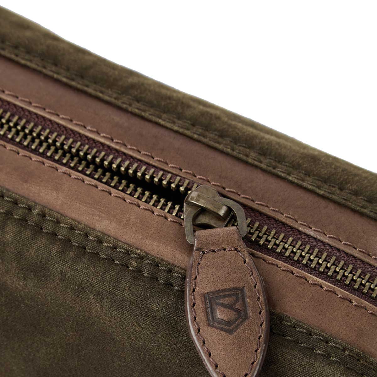 DUBARRY Newgrange Wash Bag - Olive