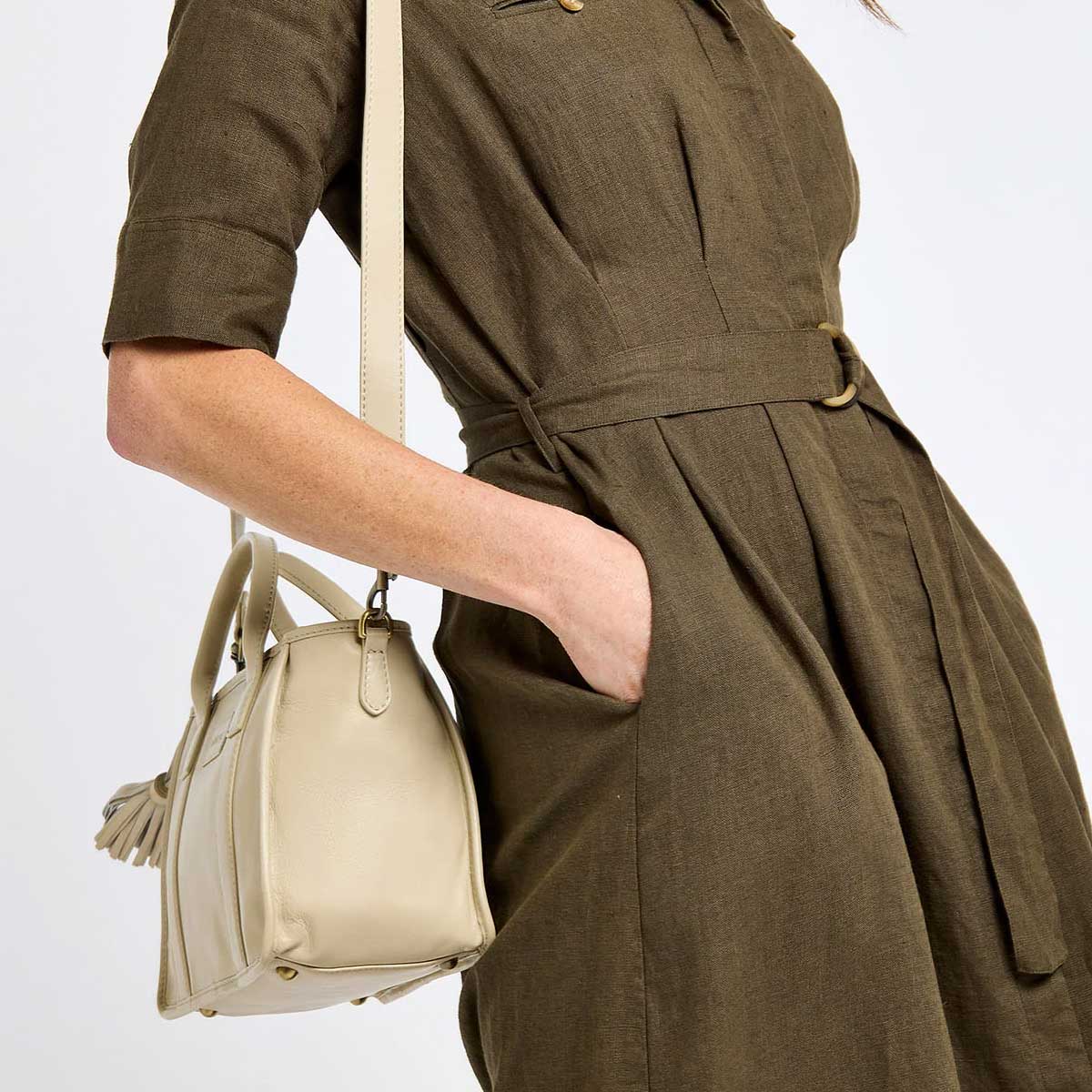 DUBARRY Ramelton Medium Size Leather Handbag - Women's - Oyster