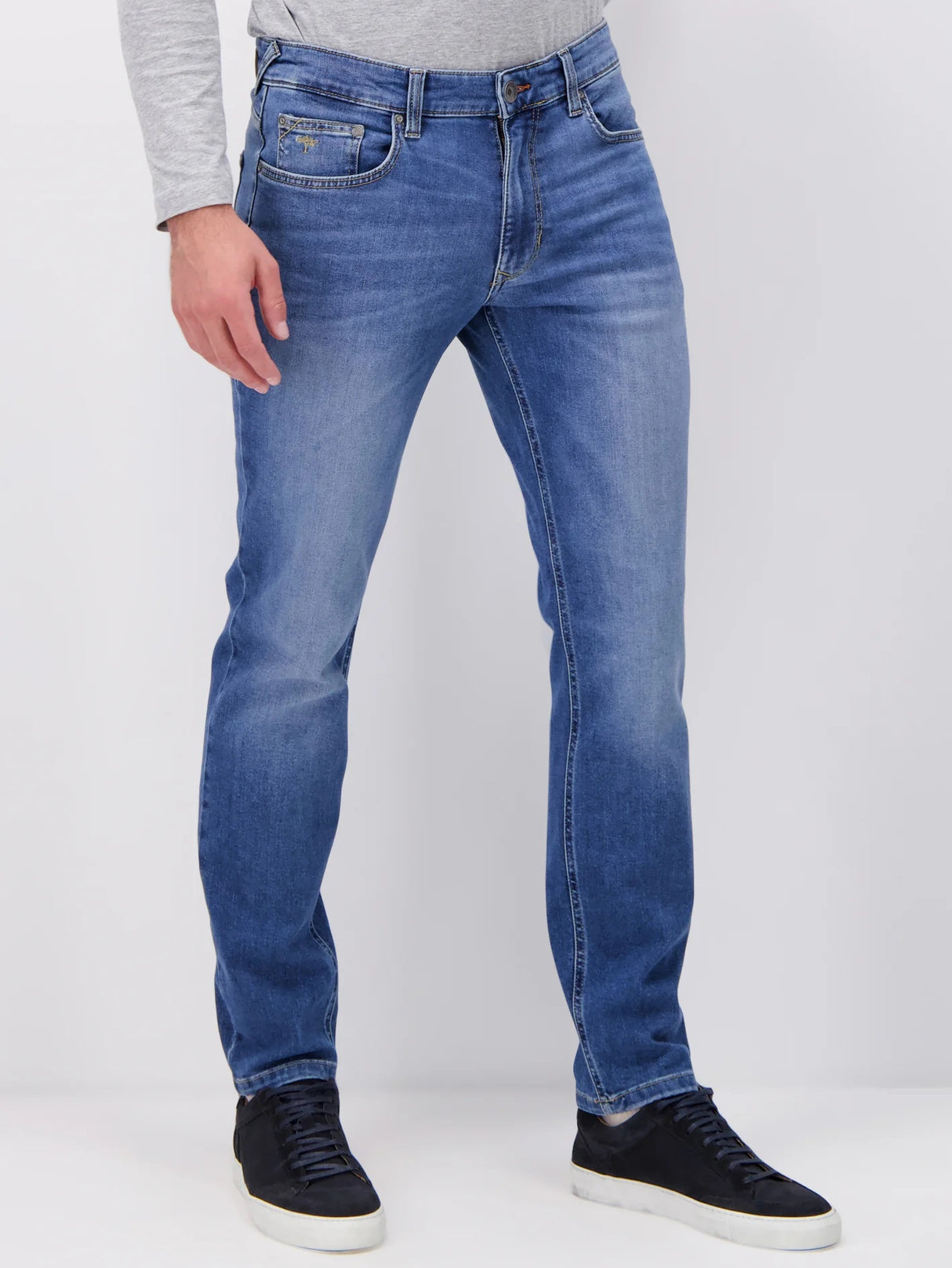 FYNCH HATTON Denim Jeans - Men's Modern Slim Fit – Light Blue Fynch Hatton