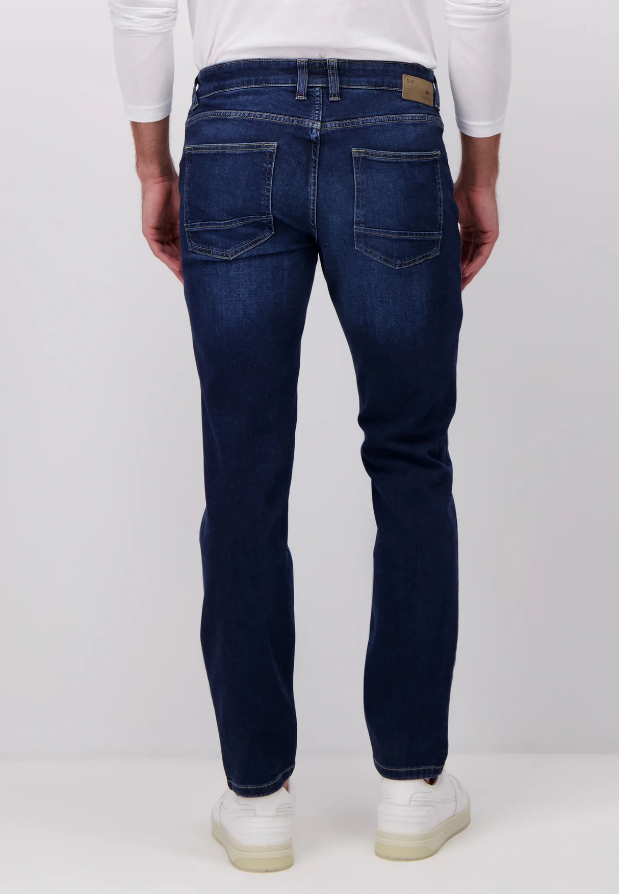 FYNCH HATTON Denim Jeans - Men's Modern Slim Fit – Mid Blue Fynch Hatton