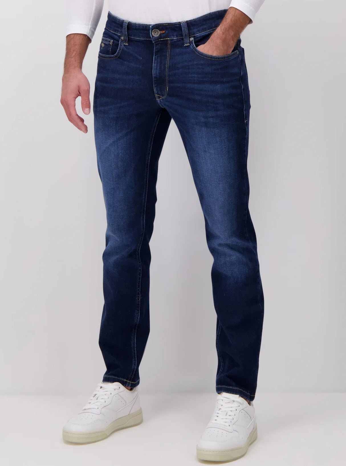 FYNCH HATTON Denim Jeans - Men's Modern Slim Fit – Mid Blue Fynch Hatton