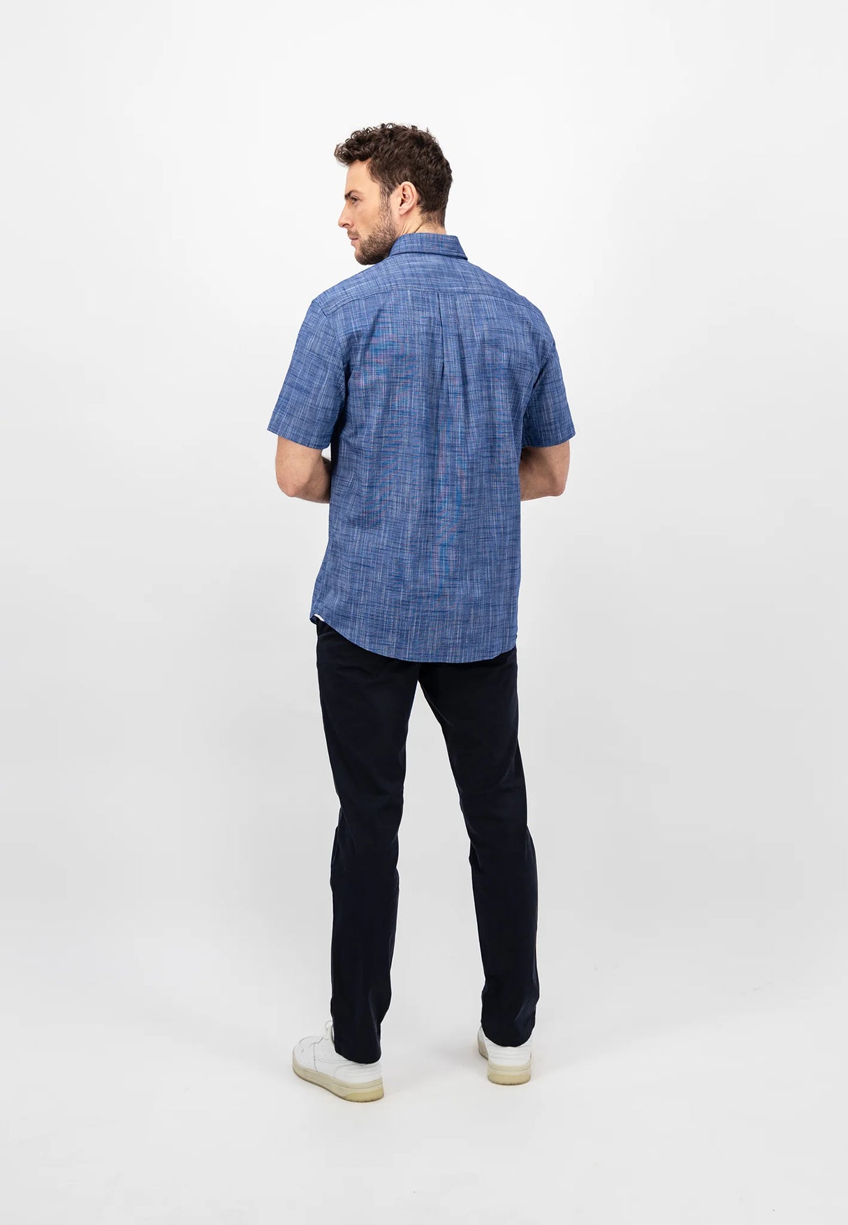 FYNCH HATTON Short-Sleeve Shirt - Men's Slub Cotton – Navy Fynch Hatton