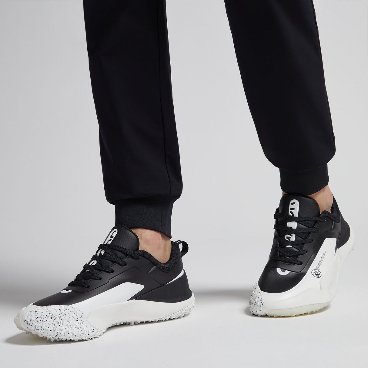 G/FORE G18 Men’s Golf Shoes – Waterproof & Lightweight - Onyx / Snow