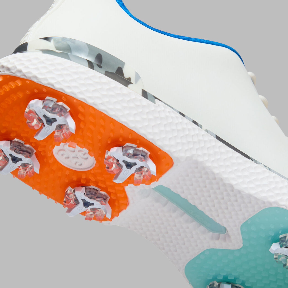 G/FORE Gallivan2R G/Lock Softspike Men’s Golf Shoes – Camo Sole - Snow