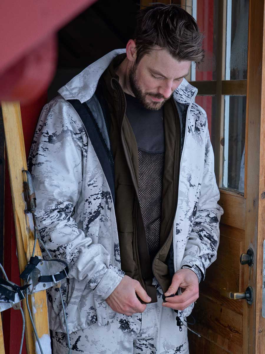 HARKILA Base Mesh Crew Neck - Mens - Shadow Brown