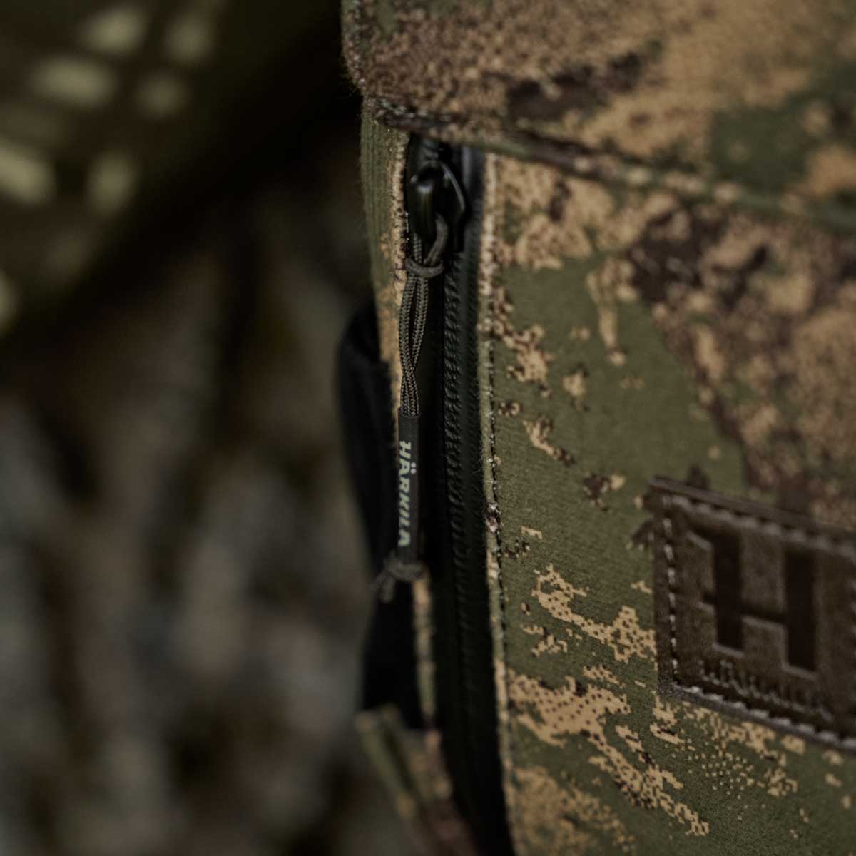 HARKILA Binocular Harness - AXIS MSP Forest Green Camo