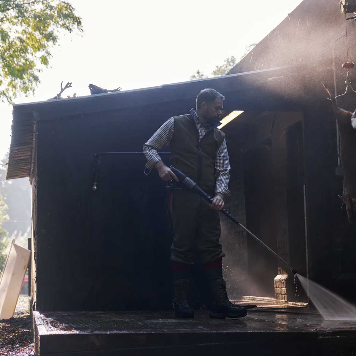 HARKILA Kamko Estate WSP Reversible Waistcoat - Mens - Dark Olive / Sea Blue