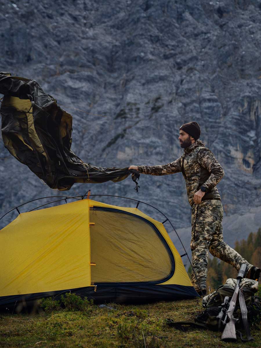 HARKILA Mountain Hunter Reversible Down Waistcoat - Mens - AXIS MSP Mountain