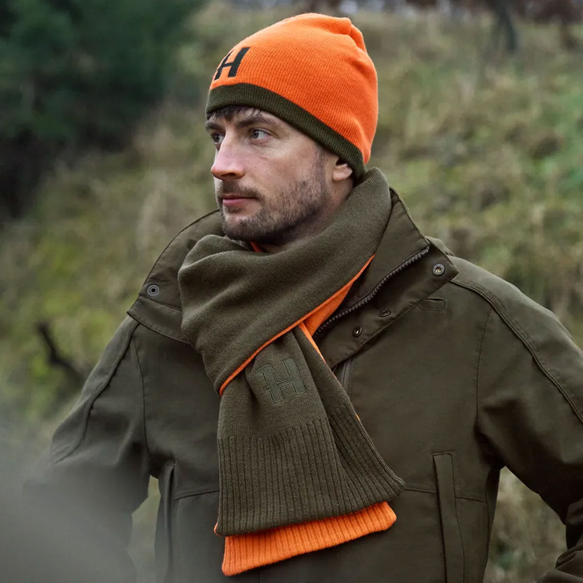 HARKILA Reversible Beanie - Willow Green / Orange