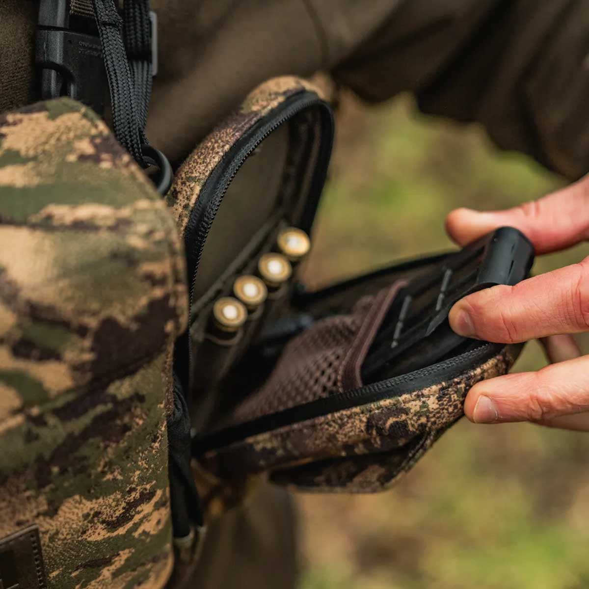 HARKILA Utility Pouch - AXIS MSP Forest Camo