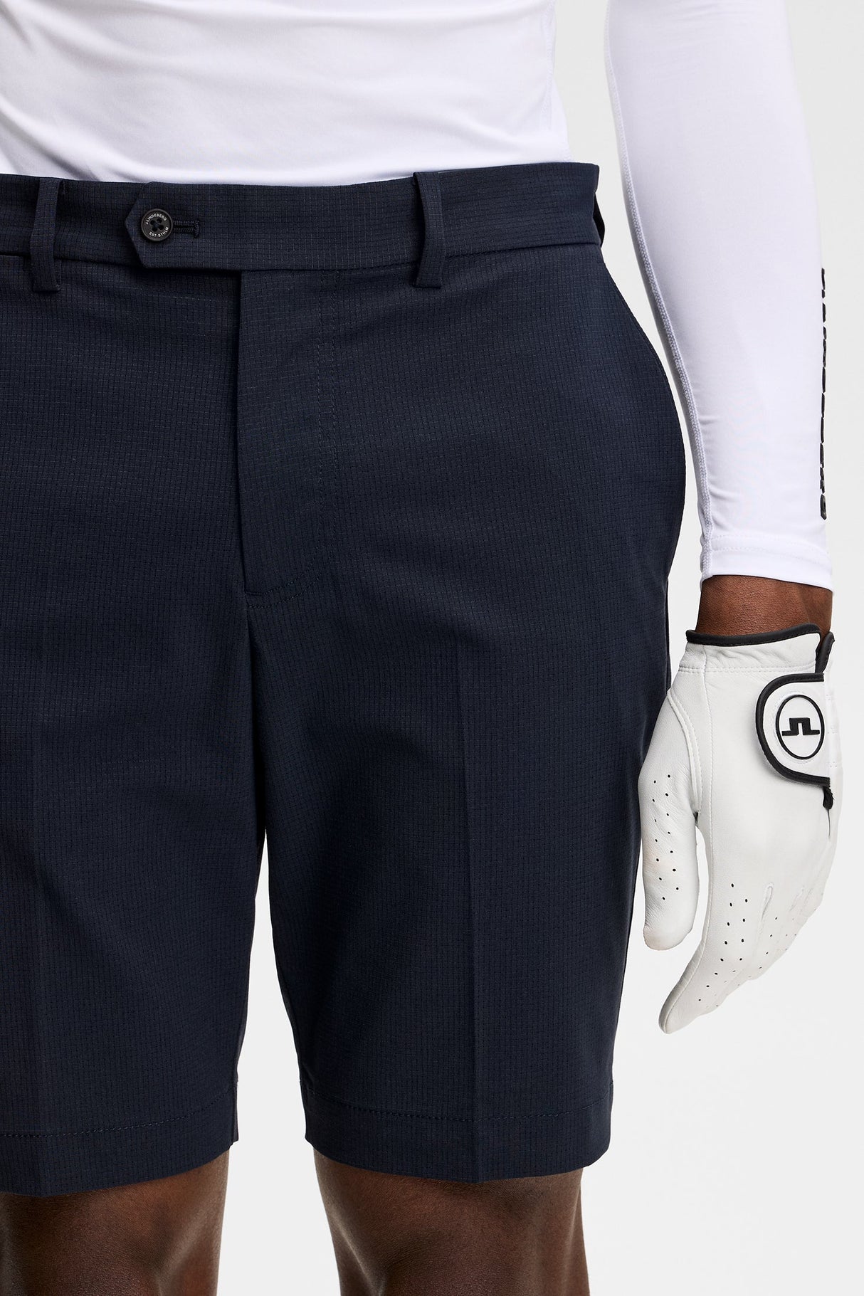 J.LINDEBERG Vent Golf Shorts – Men’s Lightweight Performance – JL Navy
