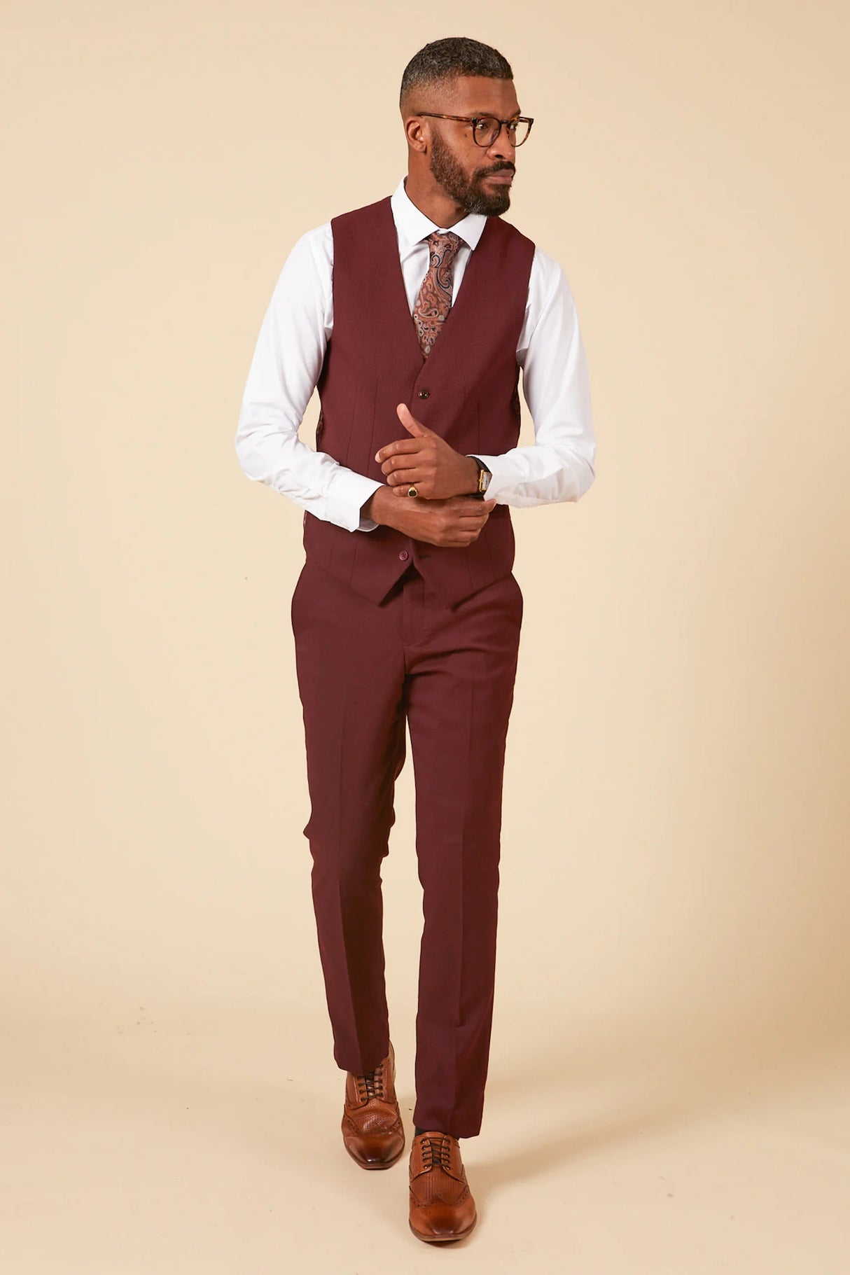 40% OFF - MARC DARCY Max Single Breasted Waistcoat - Wine - Size: UK 40
