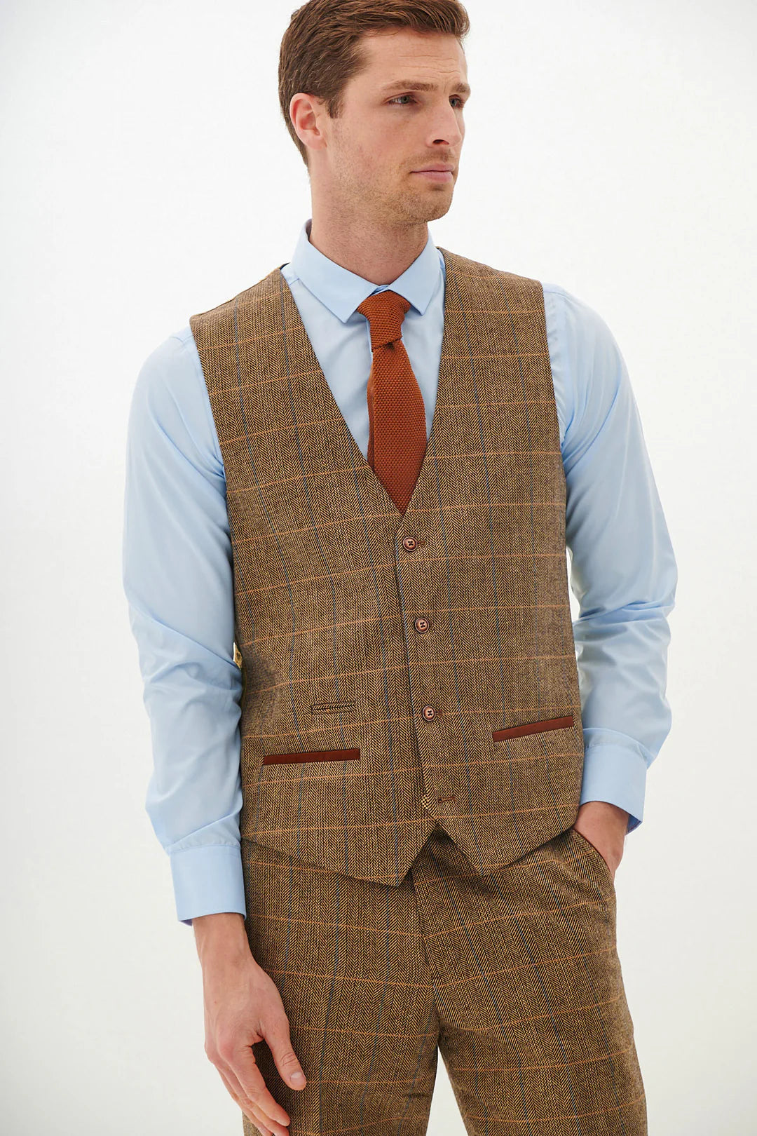 50% OFF - MARC DARCY Men's Ted Single Breasted Waistcoat - Tan Check - Size: 52