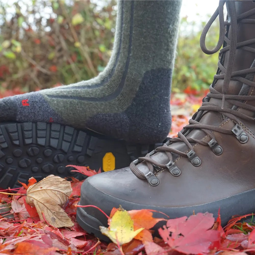 30% OFF - MEINDL Dovre Extreme GTX Boots - Mens Gore-Tex Wide Field Boots - Brown - Size: 8 Meindl