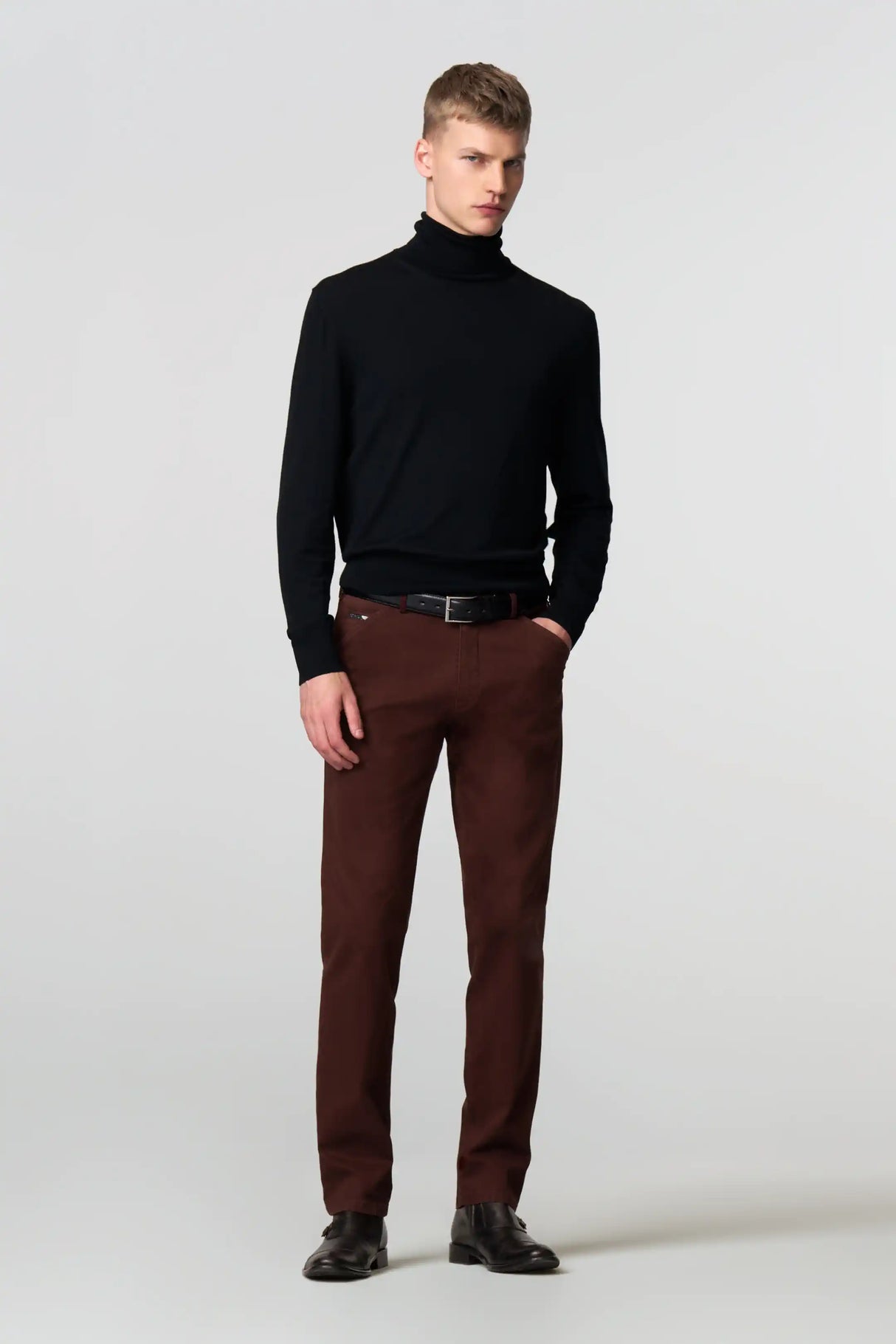 MEYER Chicago Trousers - 5613 Fine Micro Cotton Chinos - Bordeaux Meyer