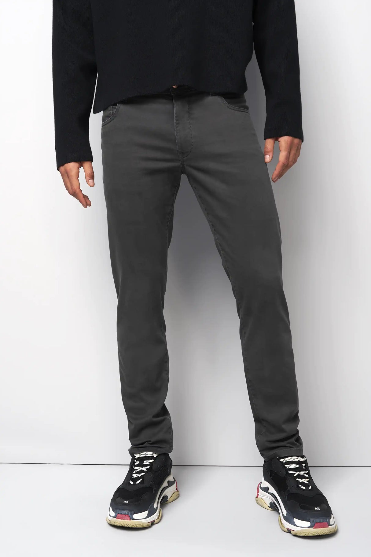 MEYER M5 Jeans – 6106 High Performance Satin Cotton Chinos – Grey