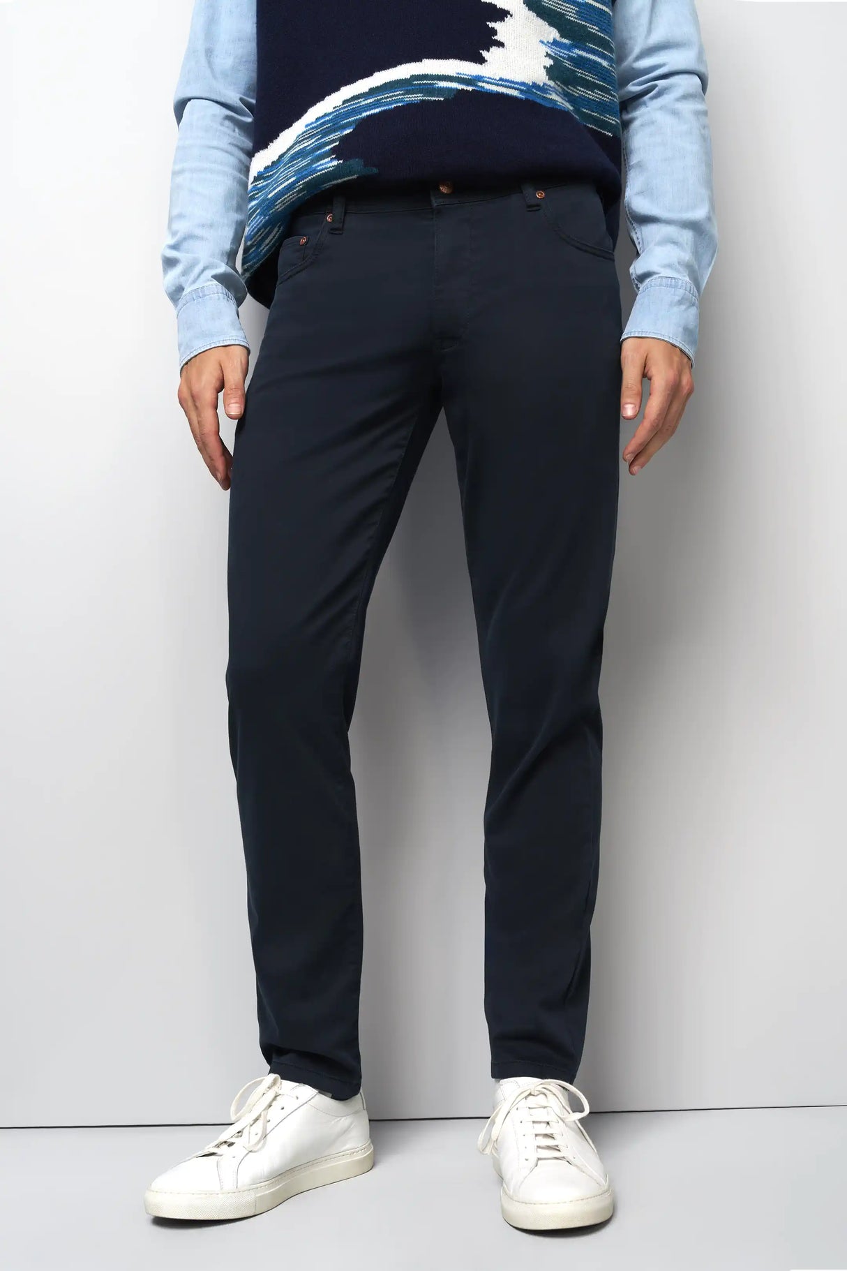 MEYER M5 Jeans – 6106 High Performance Satin Cotton Chinos – Navy