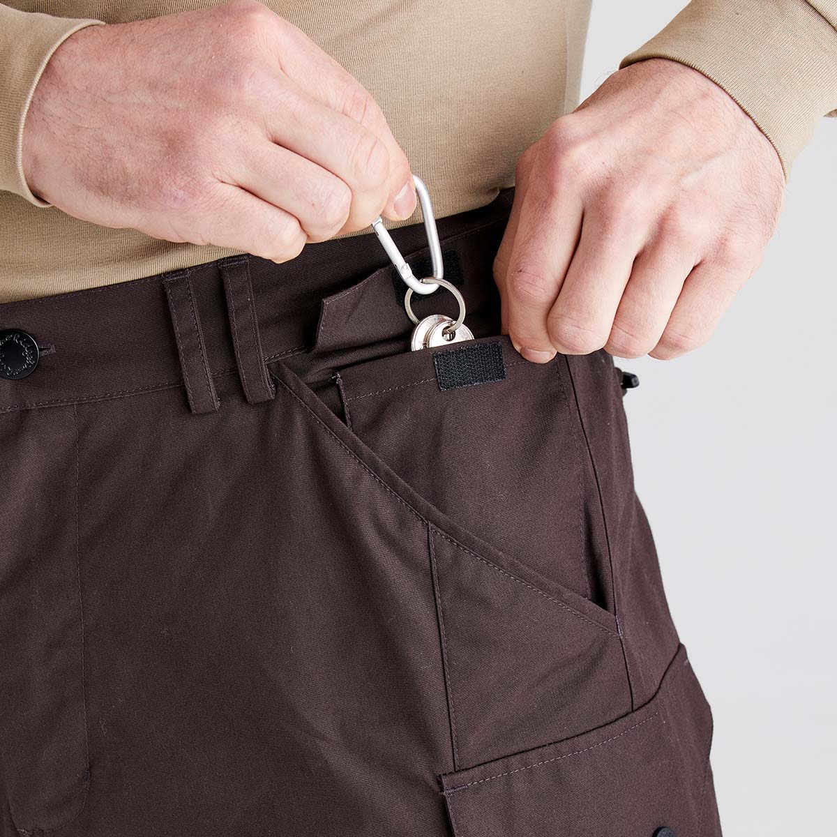Ridgeline men's Grafter Trouser Deep Bark, pocket detail