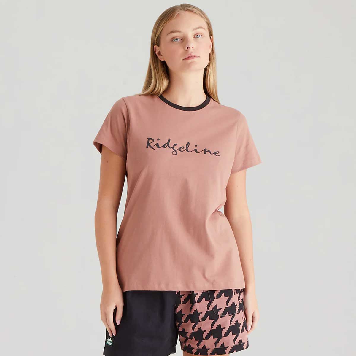 RIDGELINE Signature T-Shirt - Womens - Dusky Pink