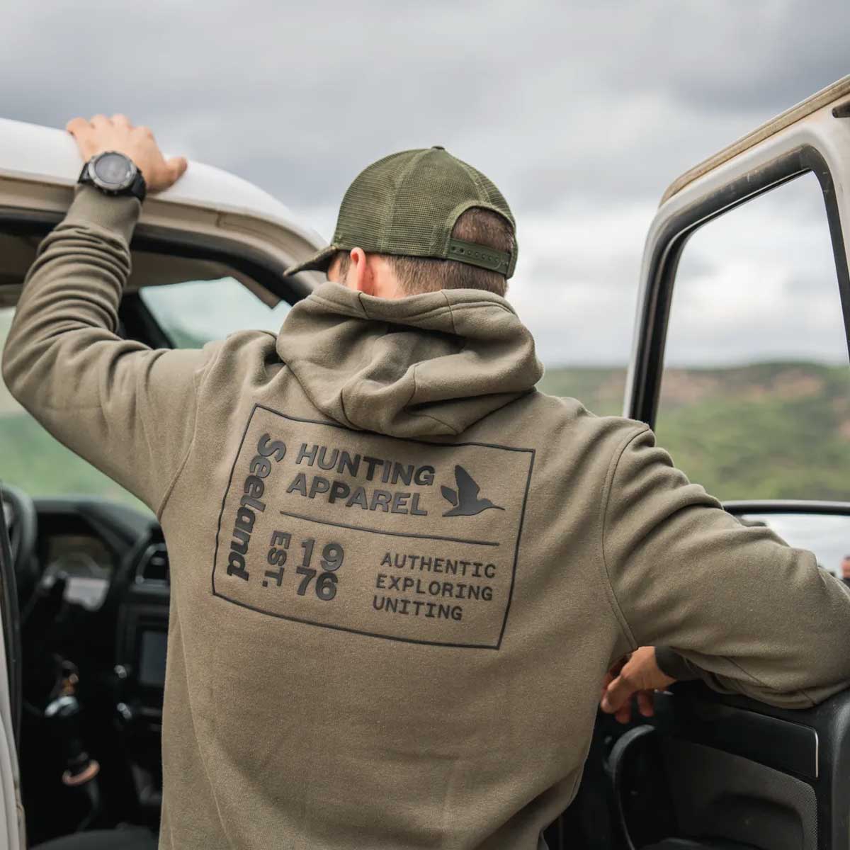 SEELAND Delta Hoodie - Mens - Grape Leaf