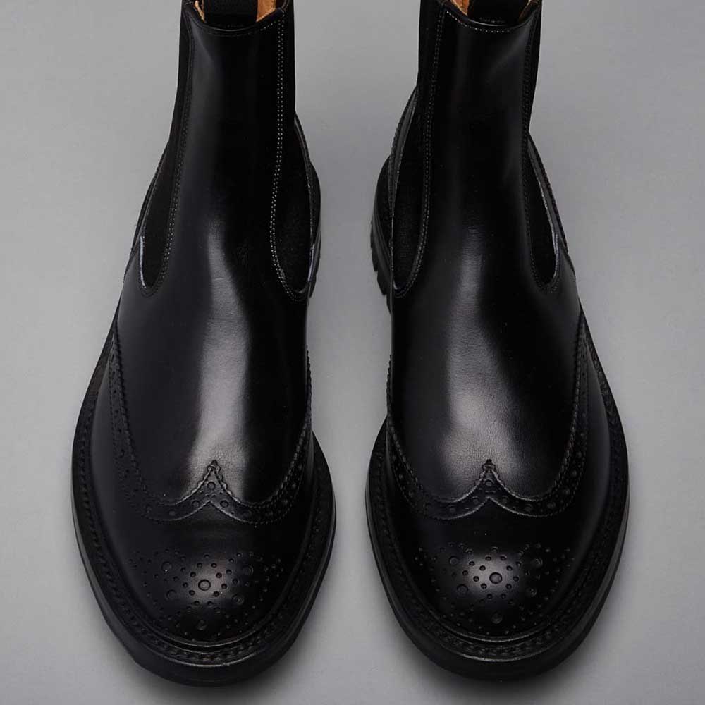 40% OFF TRICKER'S Henry Boots - Mens Commando Sole - Black Calf - Size: UK 8.5 Tricker's