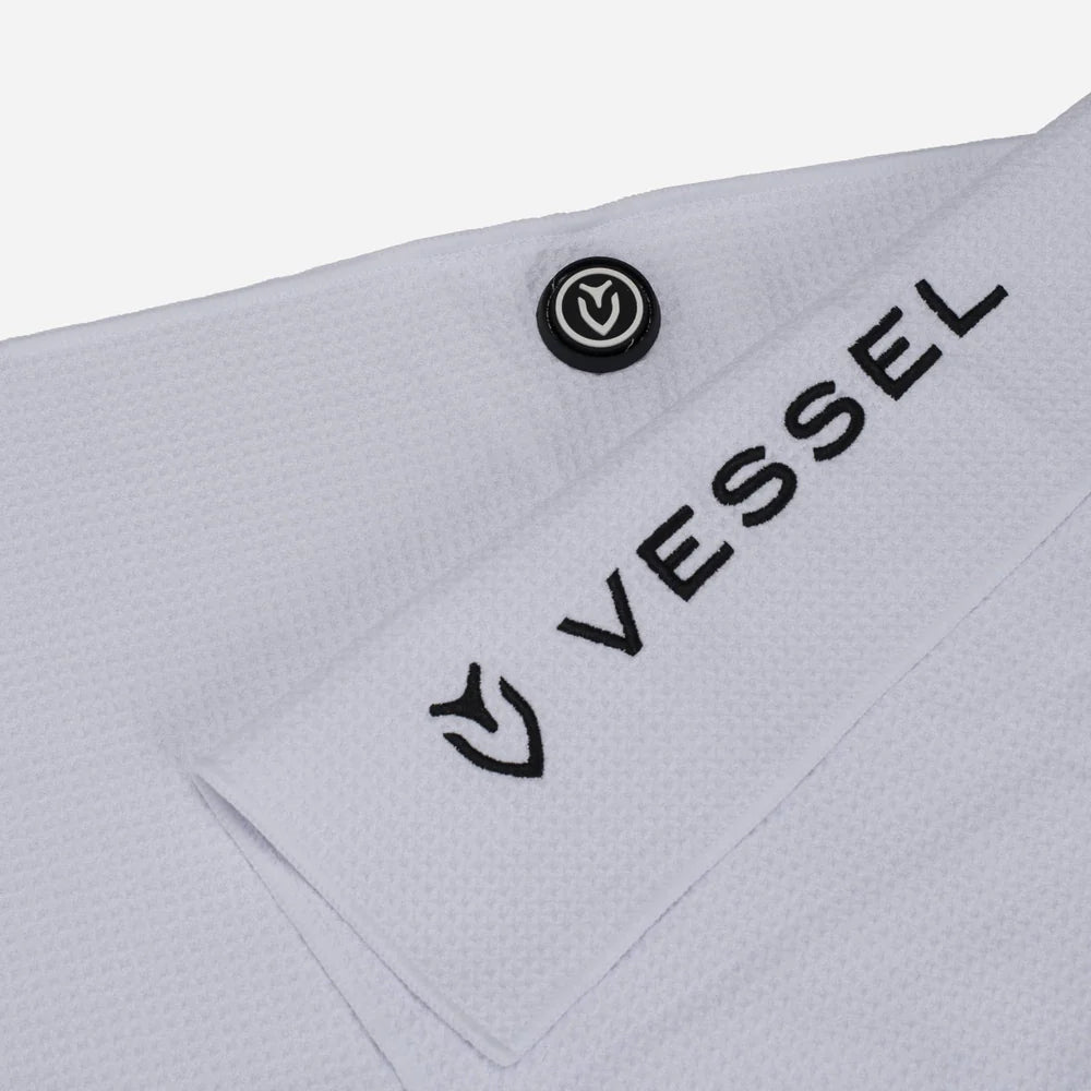 VESSEL Magnetic Golf Towel 20" x 40" - White Close Up