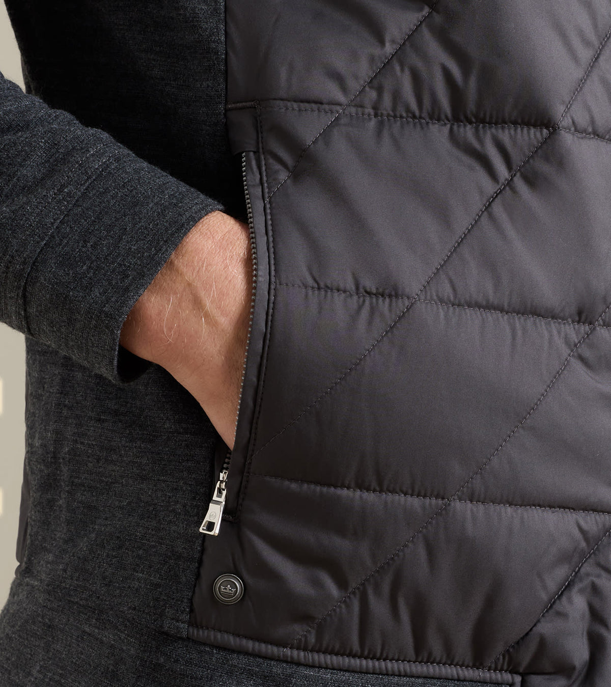 Peter Millar Walker Hybrid Jacket in Iridium - detail