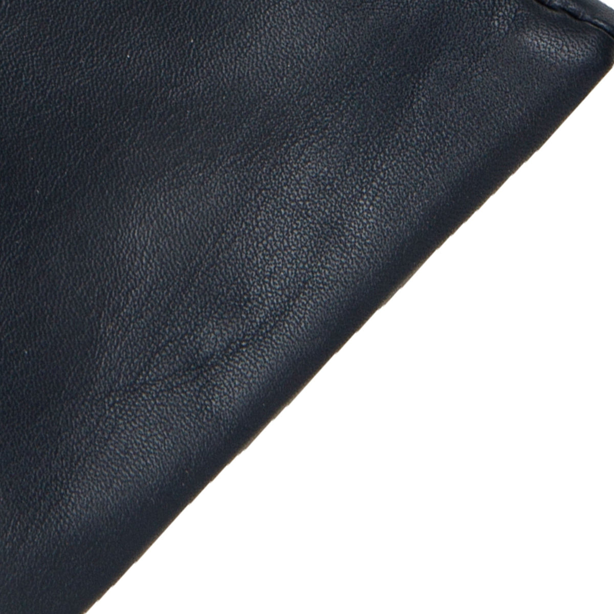 DENTS Isabelle women’s cashmere-lined leather gloves in navy – cuff detail