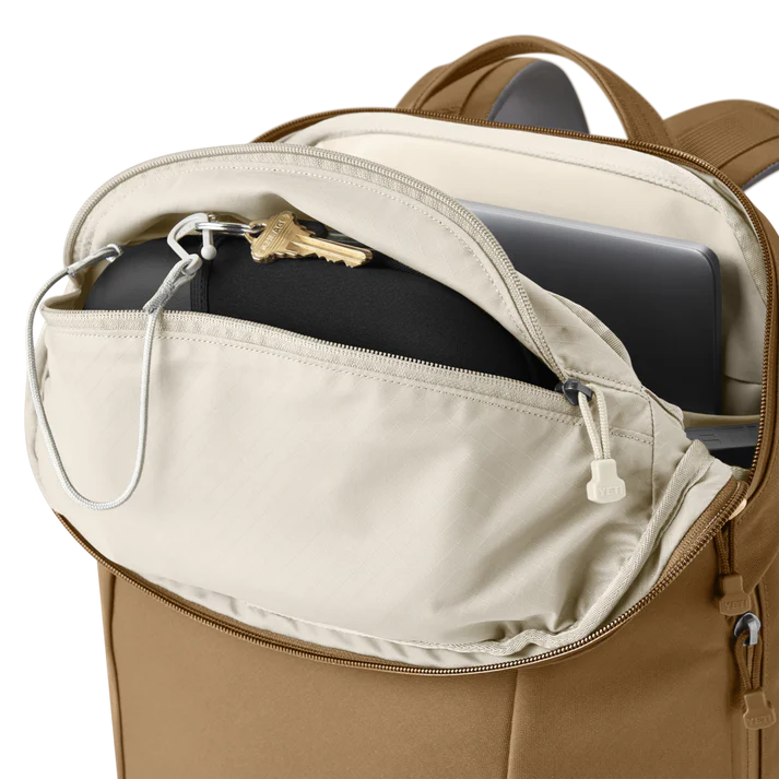 YETI Crossroads Backpack 22L - Alpine Brown