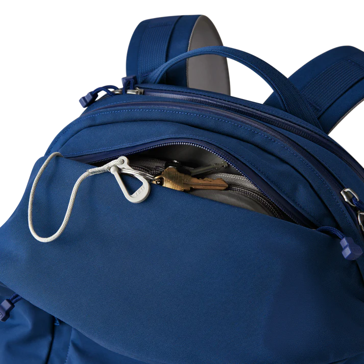 YETI Crossroads Backpack 27L - Navy