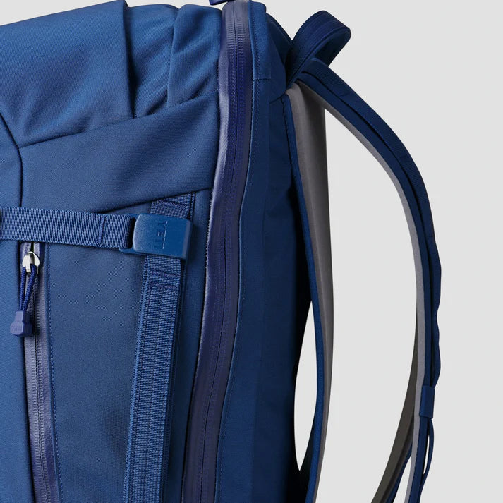 YETI Crossroads Backpack 35L - Navy