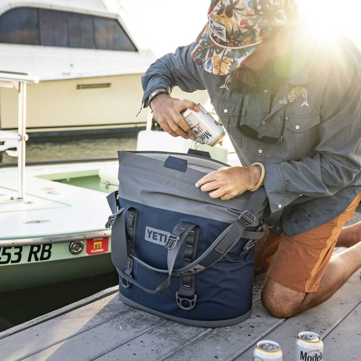 YETI Hopper M30 Soft Cooler Bag - Navy