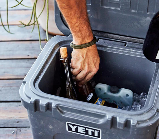 YETI Roadie 24 2.0 Cooler Box - Navy