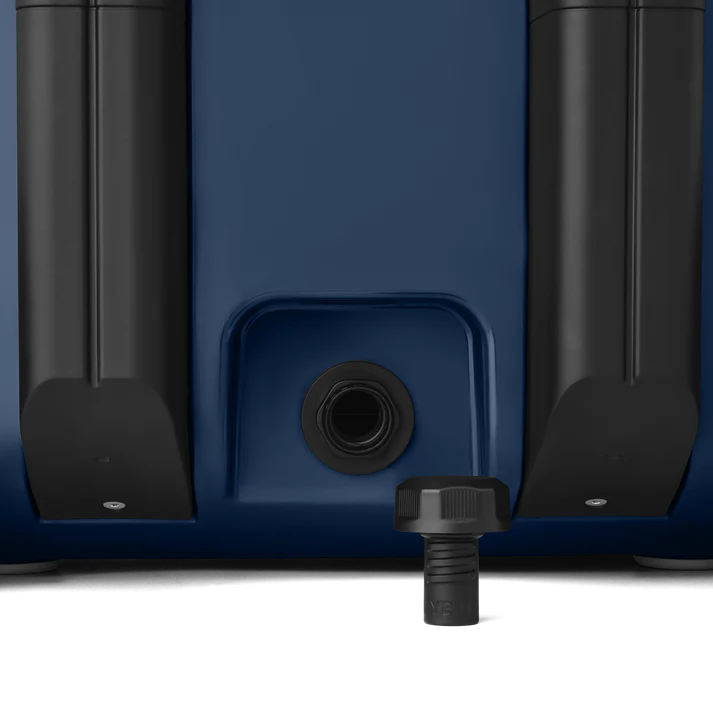 YETI Roadie 32 Wheeled Cooler Box - Navy