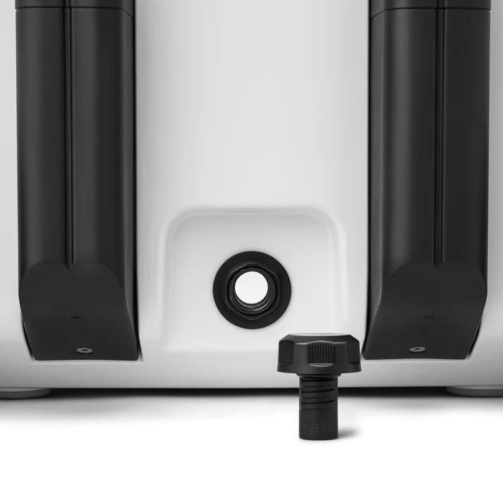 YETI Roadie 32 Wheeled Cooler Box - White