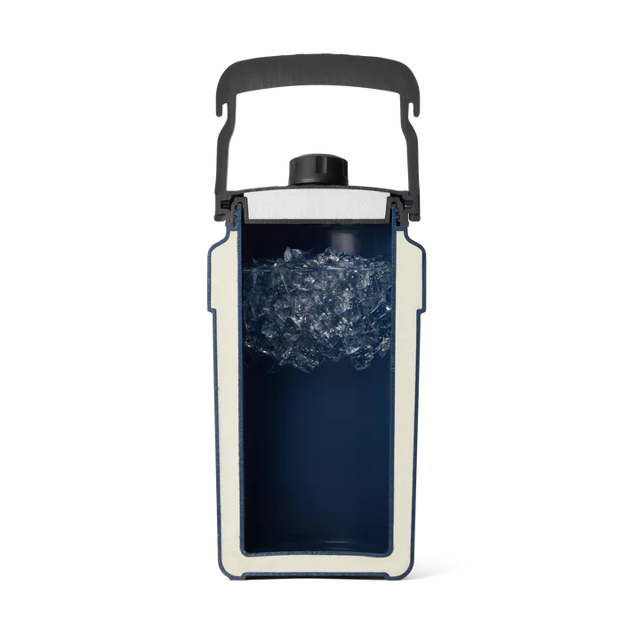 YETI Silo Half Gallon (1.89L) Jug With Magdock Chug Cap - Navy