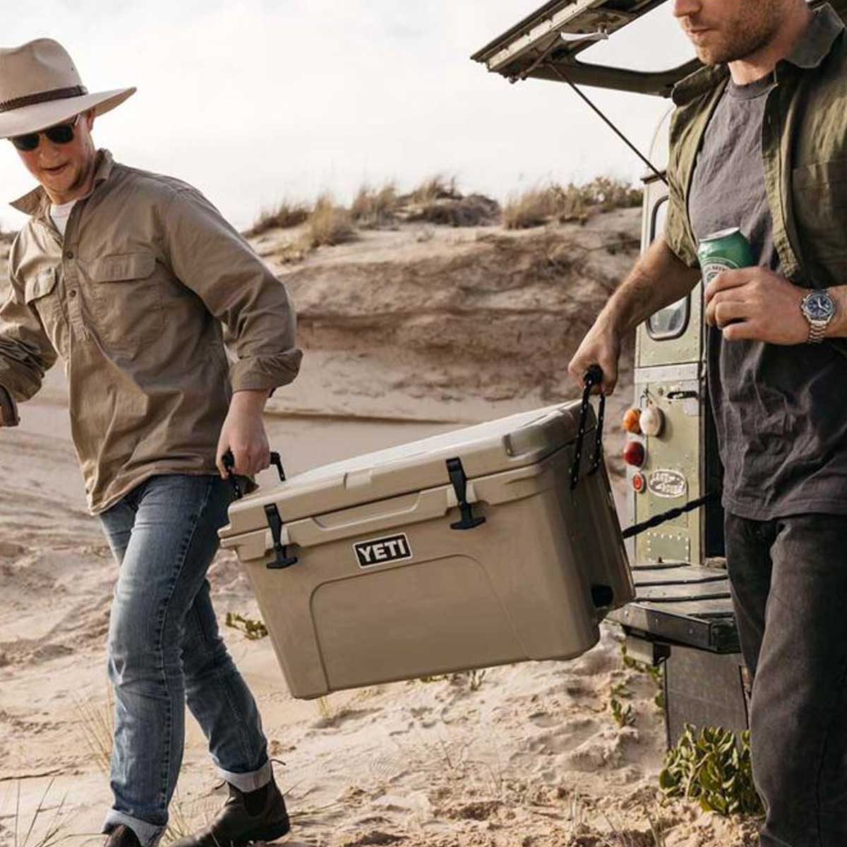 YETI Tundra 45 Heavy Duty Cooler Box - Tan