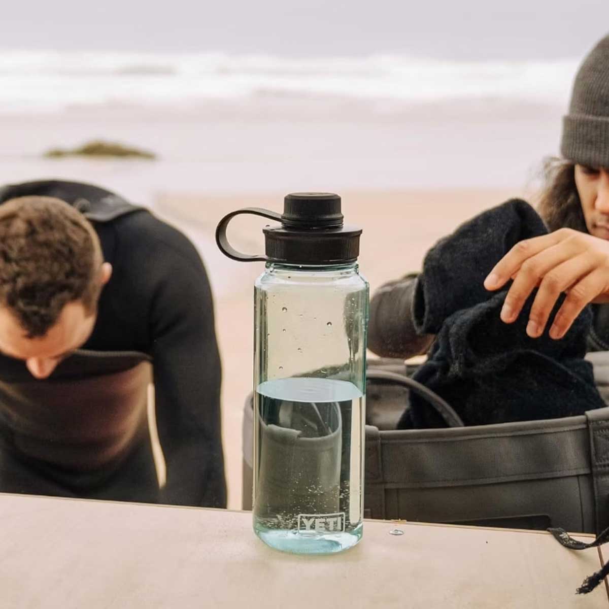 YETI Yonder 35 OZ (1 Litre) Water Bottle with Tether Cap - Seafoam