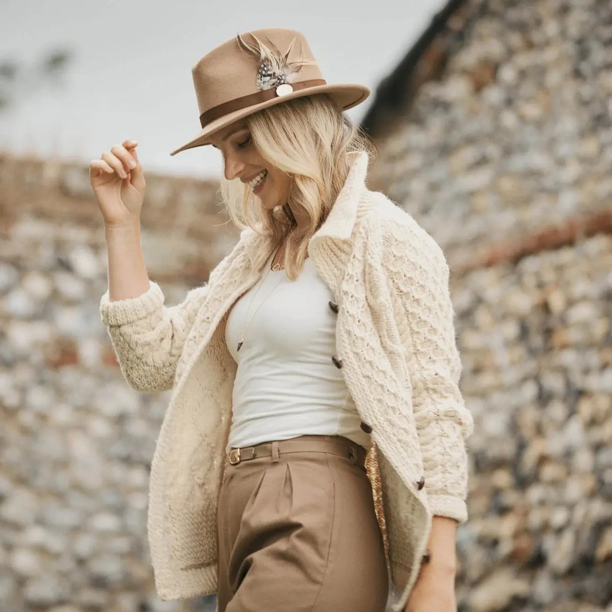 HICKS & BROWN Ladies Suffolk Fedora Hat - Guinea and Pheasant Feather - Camel Hicks and Brown