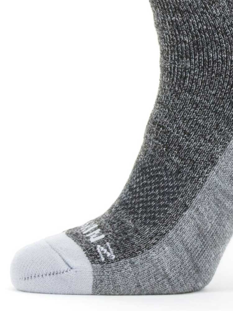 SEALSKINZ Socks - Solo QuickDry Knee Length - Grey