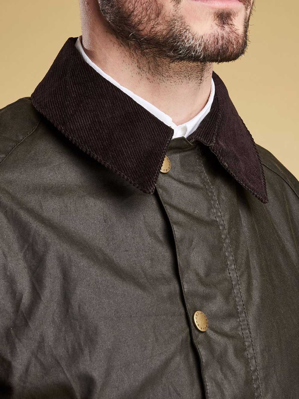 BARBOUR Wax Jacket - Mens Ashby 6oz Sylkoil Tailored Fit - Olive